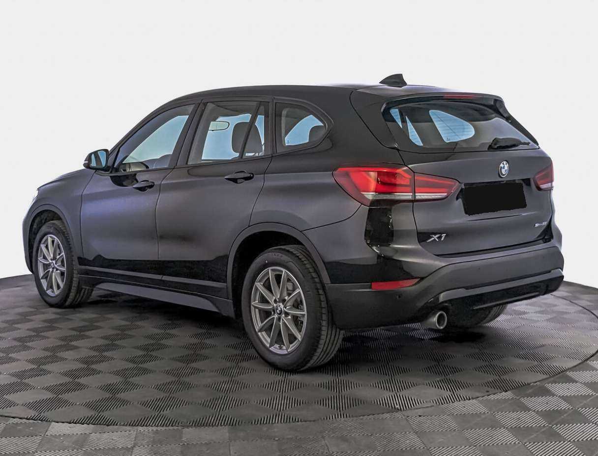 BMW X1 18i sDrive, 2021 Фото №7