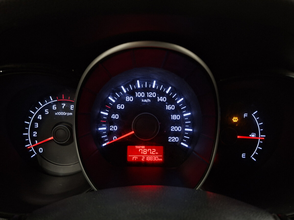 Kia Rio III Рестайлинг, 2015 Фото №13