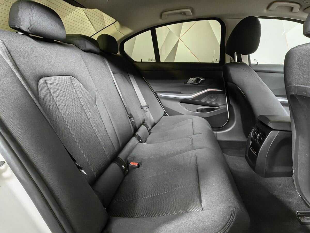 BMW 3 серии 318d, 2020 Фото №12