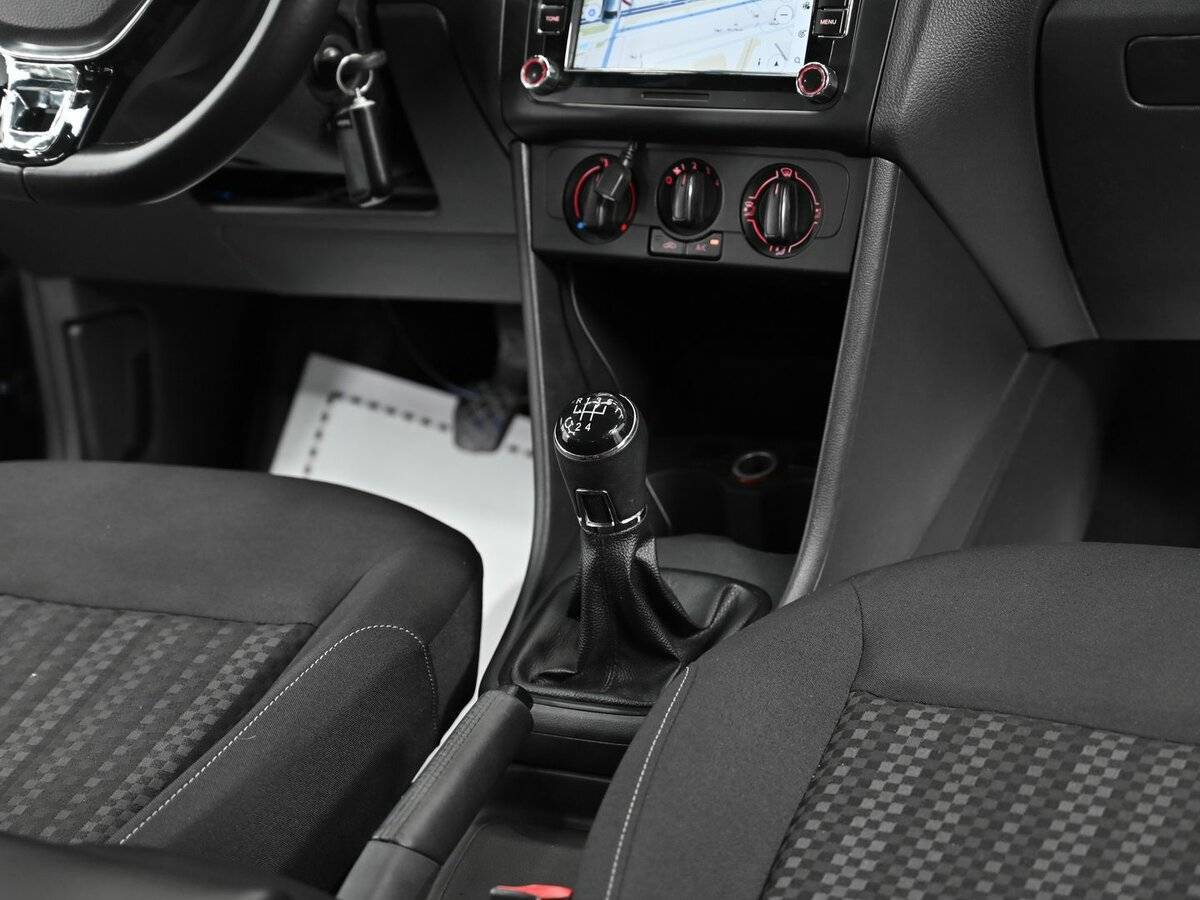 Volkswagen Polo, 2016 Фото №11