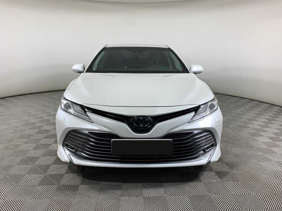 Toyota Camry, 2020 Фото №2