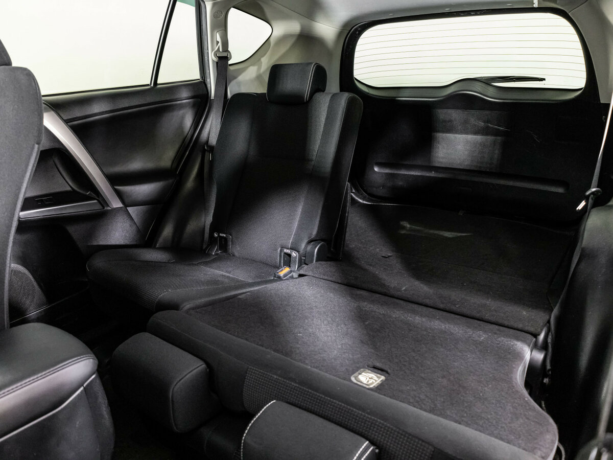 Toyota RAV4 IV (XA40) Рестайлинг, 2016 Фото №14