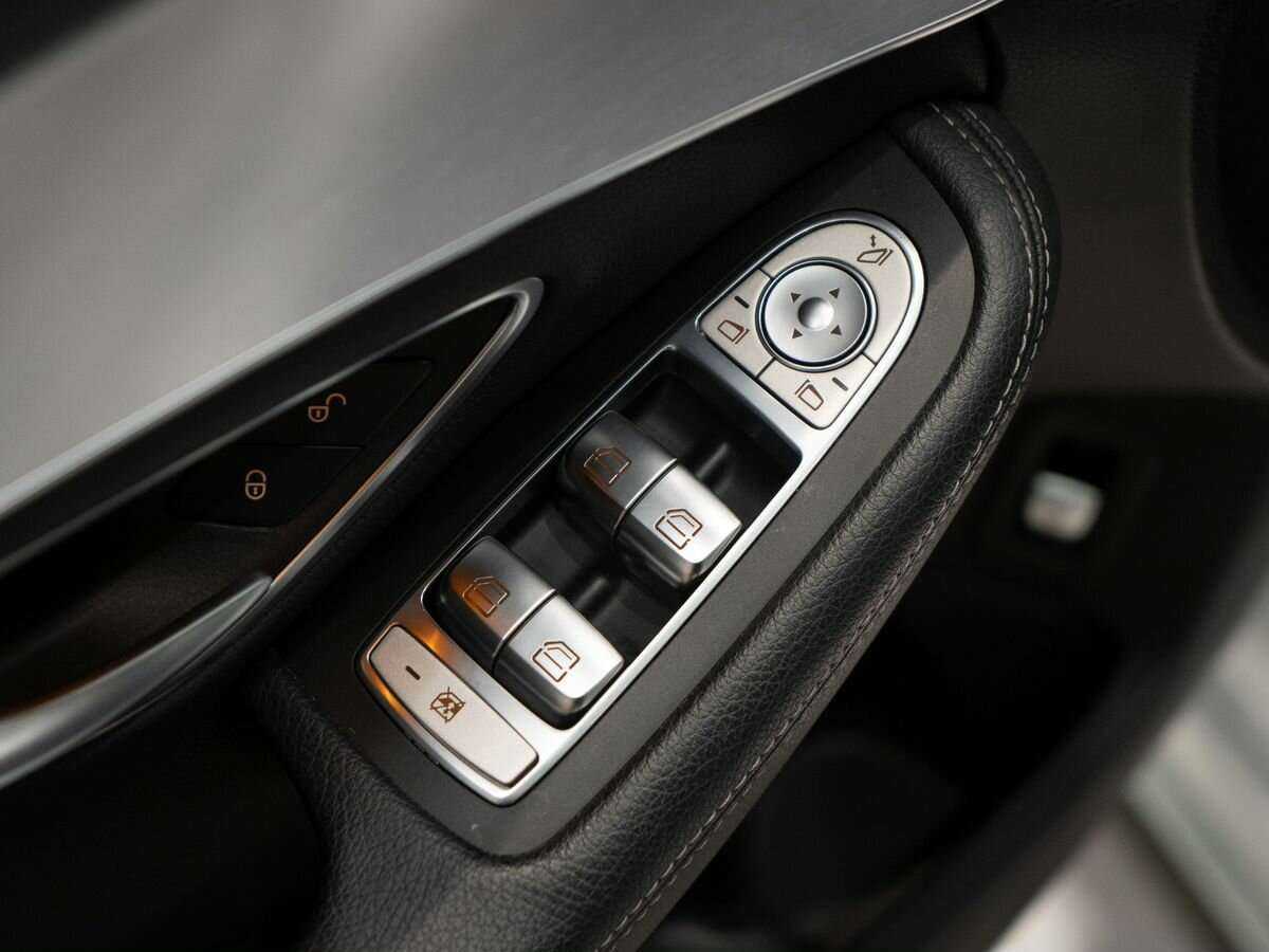Mercedes-Benz C-Класс 180, 2018 Фото №15