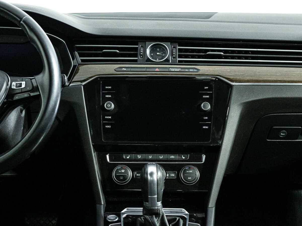 Volkswagen Passat, 2017 Фото №14