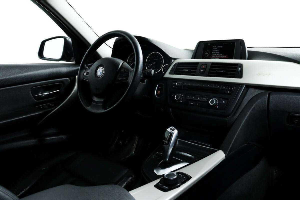 BMW 3 серии 320i, 2015 Фото №8