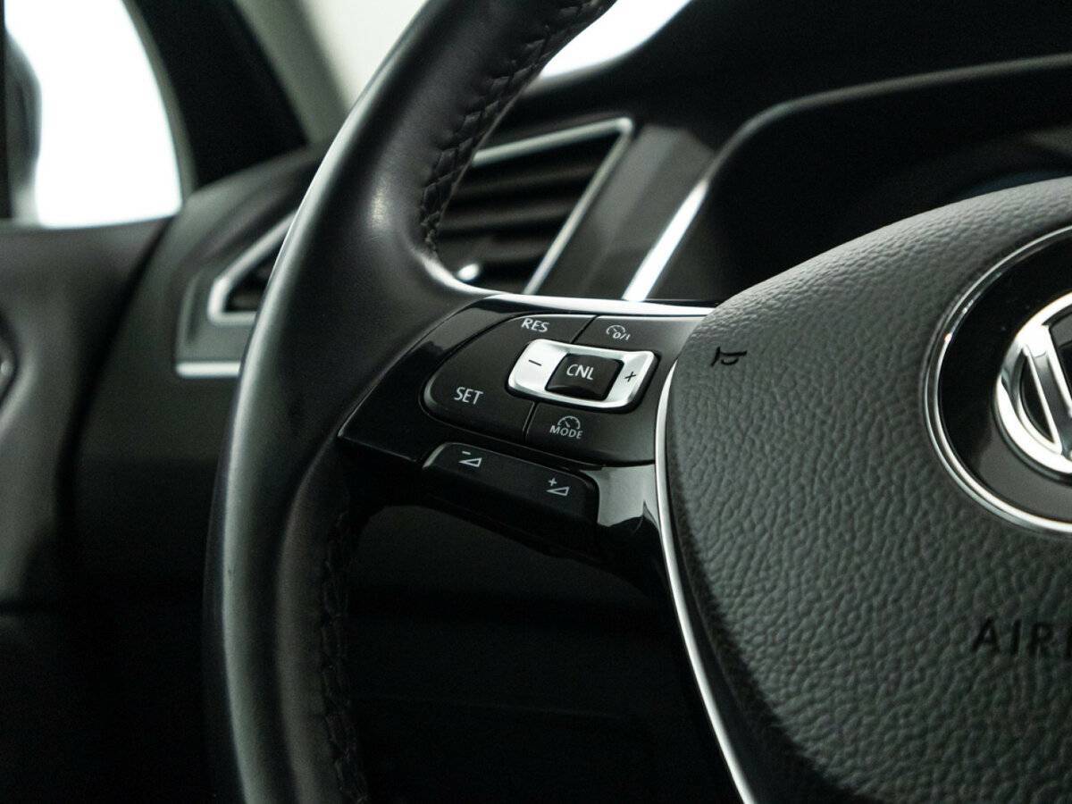 Volkswagen Tiguan, 2018 Фото №23