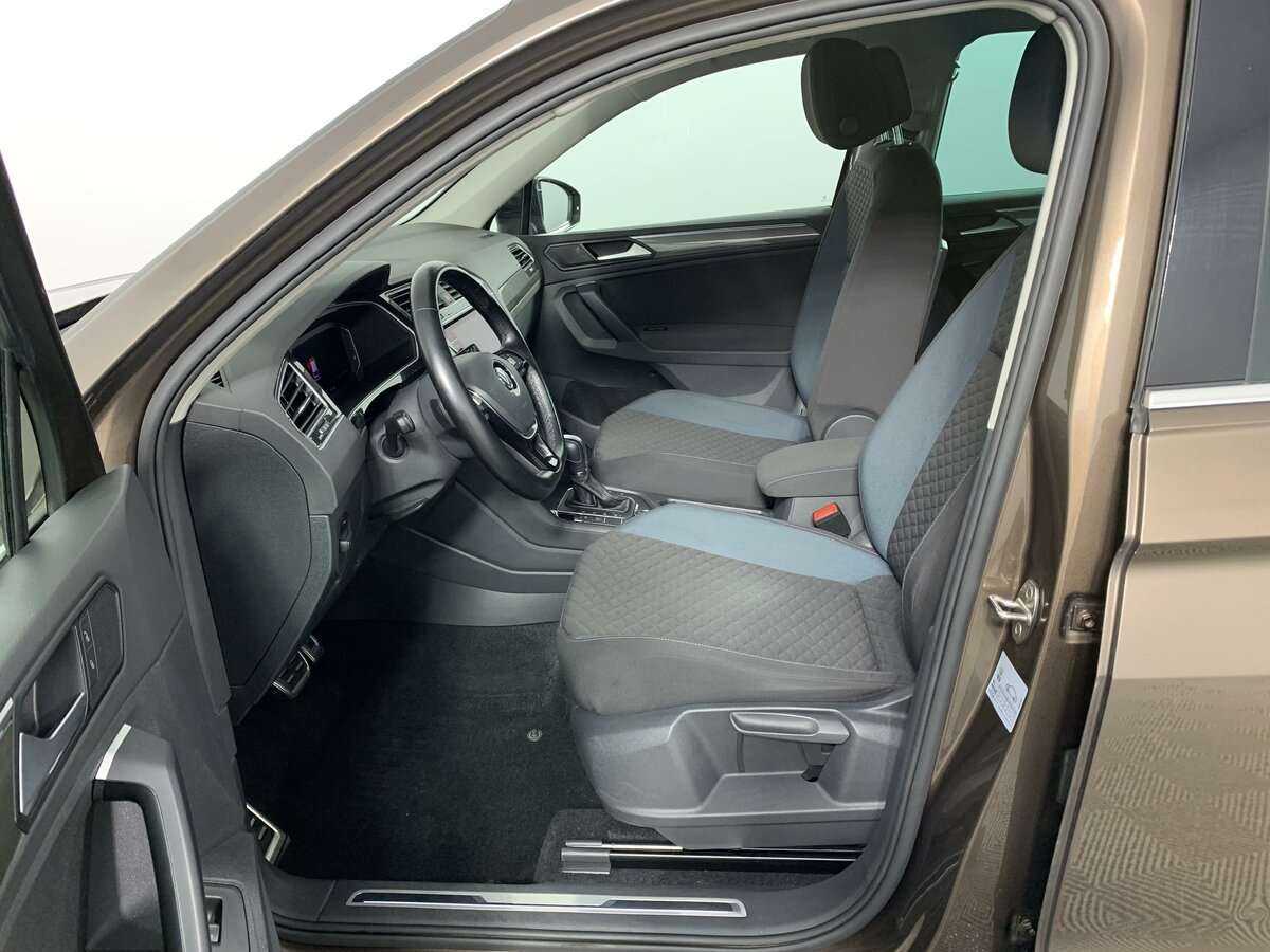 Volkswagen Tiguan, 2019 Фото №14