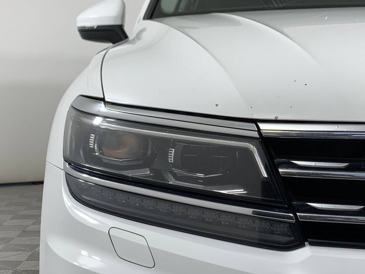 Volkswagen Tiguan, 2019 Фото №10