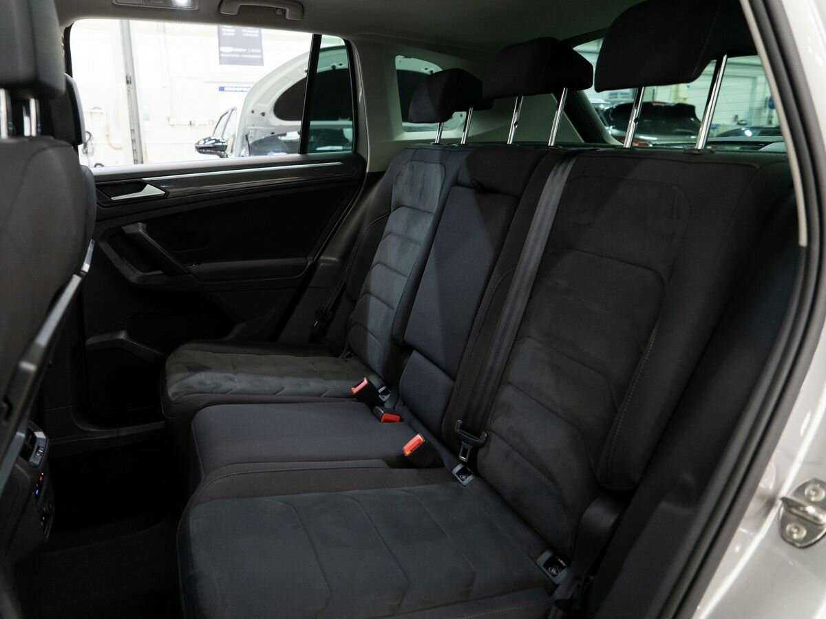 Volkswagen Tiguan, 2019 Фото №7