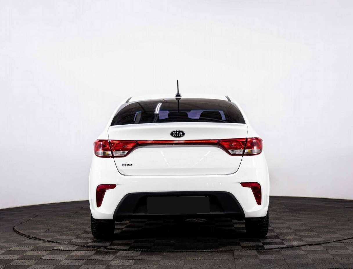 Kia Rio, 2018 Фото №5