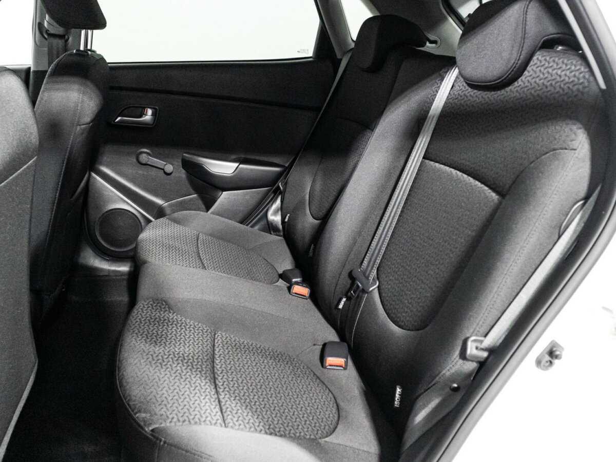 Kia Rio, 2017 Фото №10