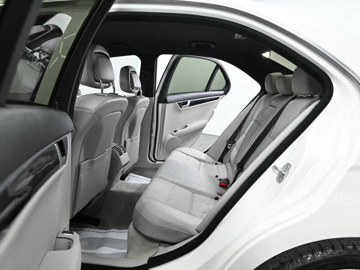 Mercedes-Benz C-Класс 180 BlueEFFICIENCY, 2012 Фото №13