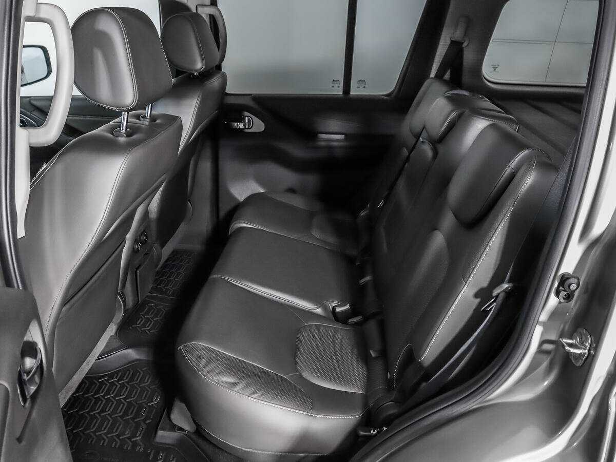 Nissan Pathfinder, 2012 Фото №12