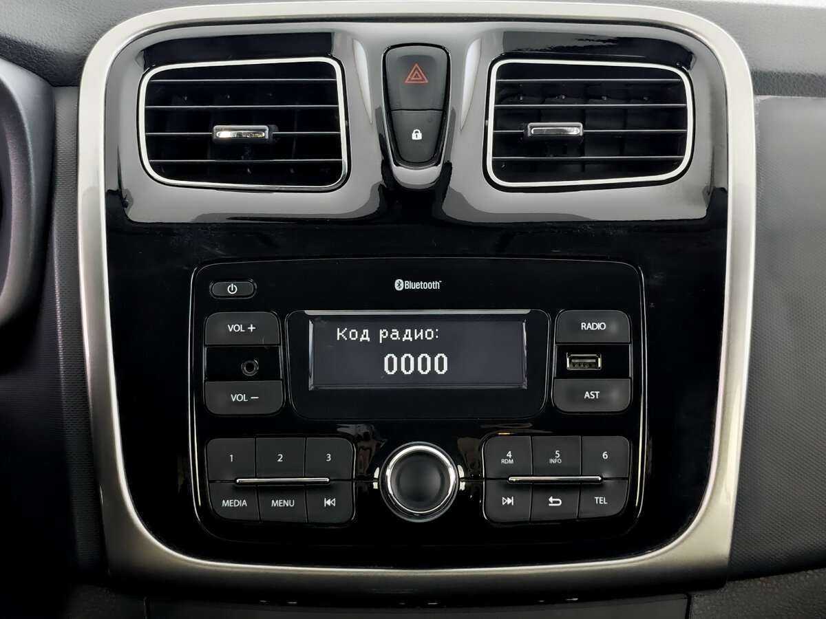 Renault Logan, 2017 Фото №13