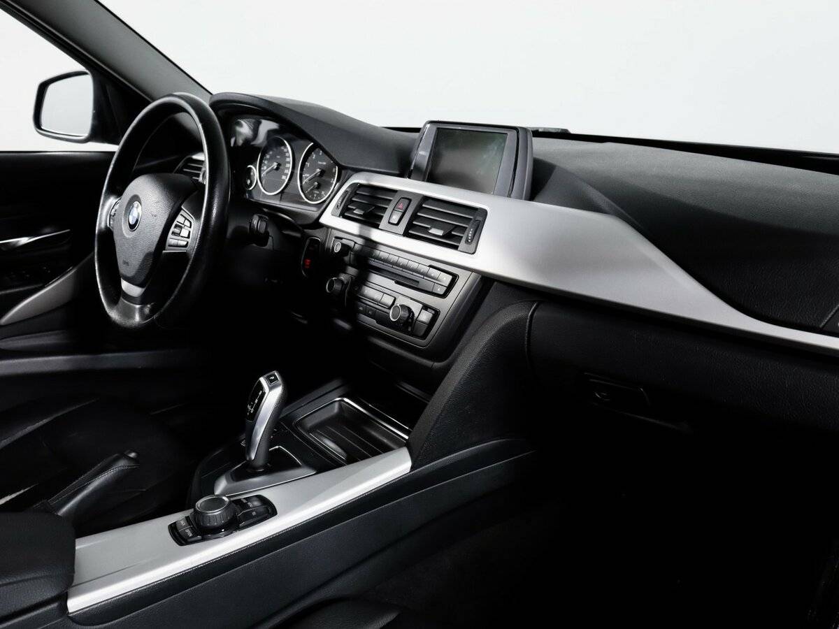 BMW 3 серии 320i VI (F3x), 2013 Фото №7