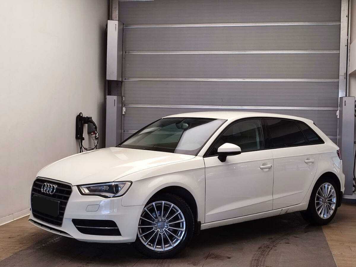 Audi A3 Sportback, 2013 Фото №1