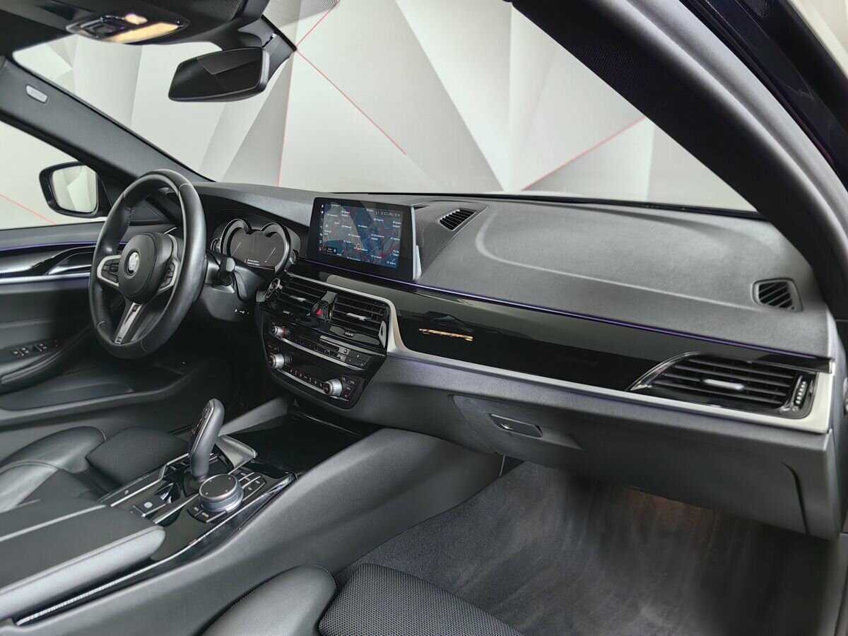 BMW 5 серии 520d, 2017 Фото №9