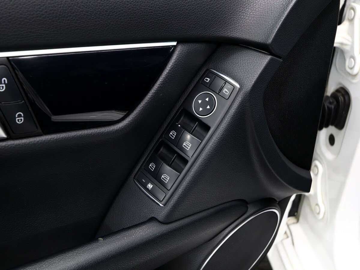 Mercedes-Benz C-Класс 180, 2012 Фото №9