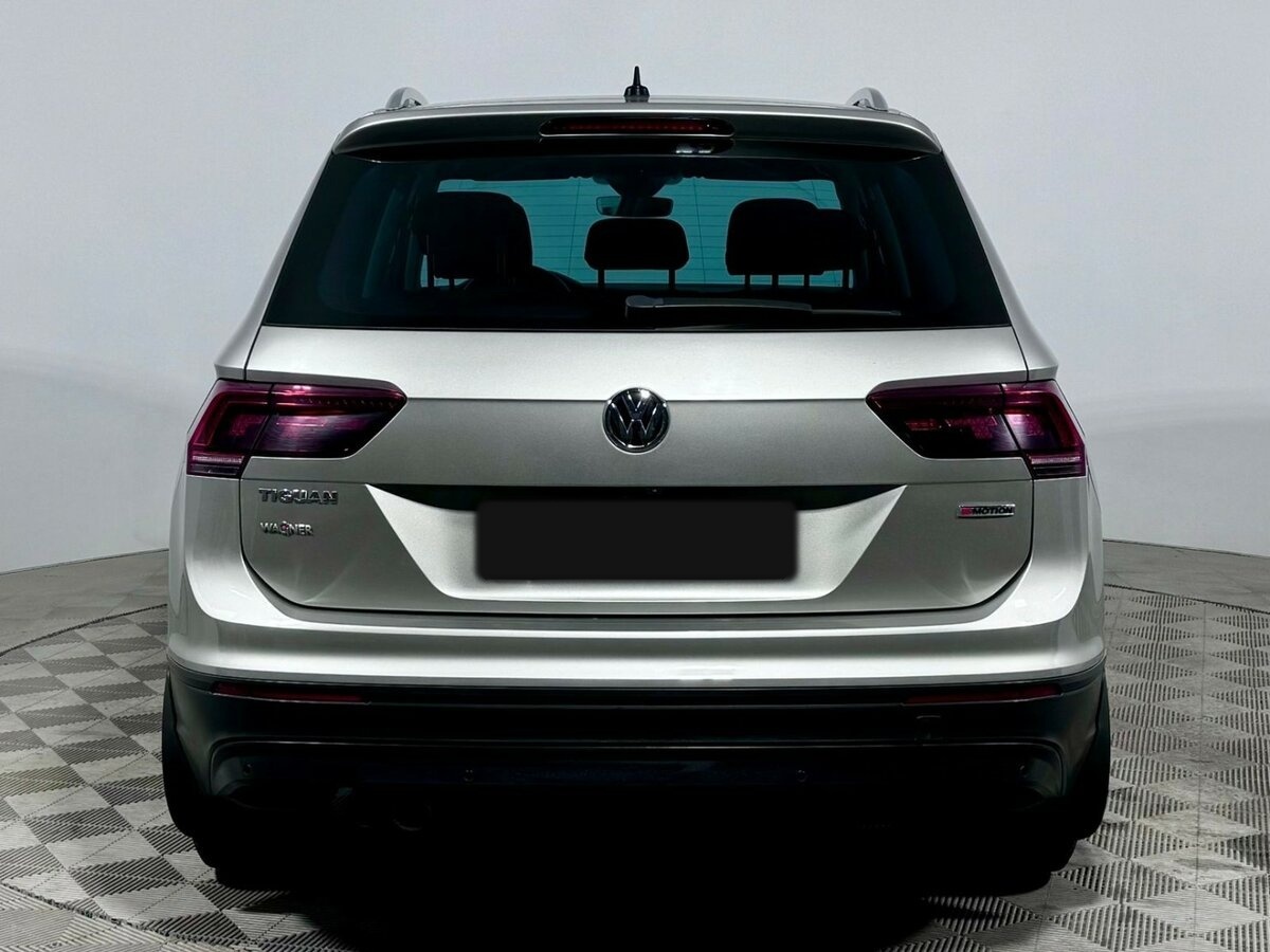 Volkswagen Tiguan II, 2019 Фото №6