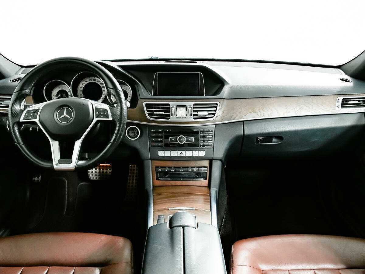 Mercedes-Benz E-Класс 300, 2013 Фото №9