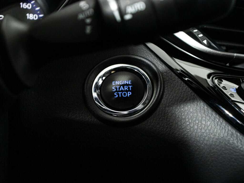 Toyota C-HR, 2020 Фото №18