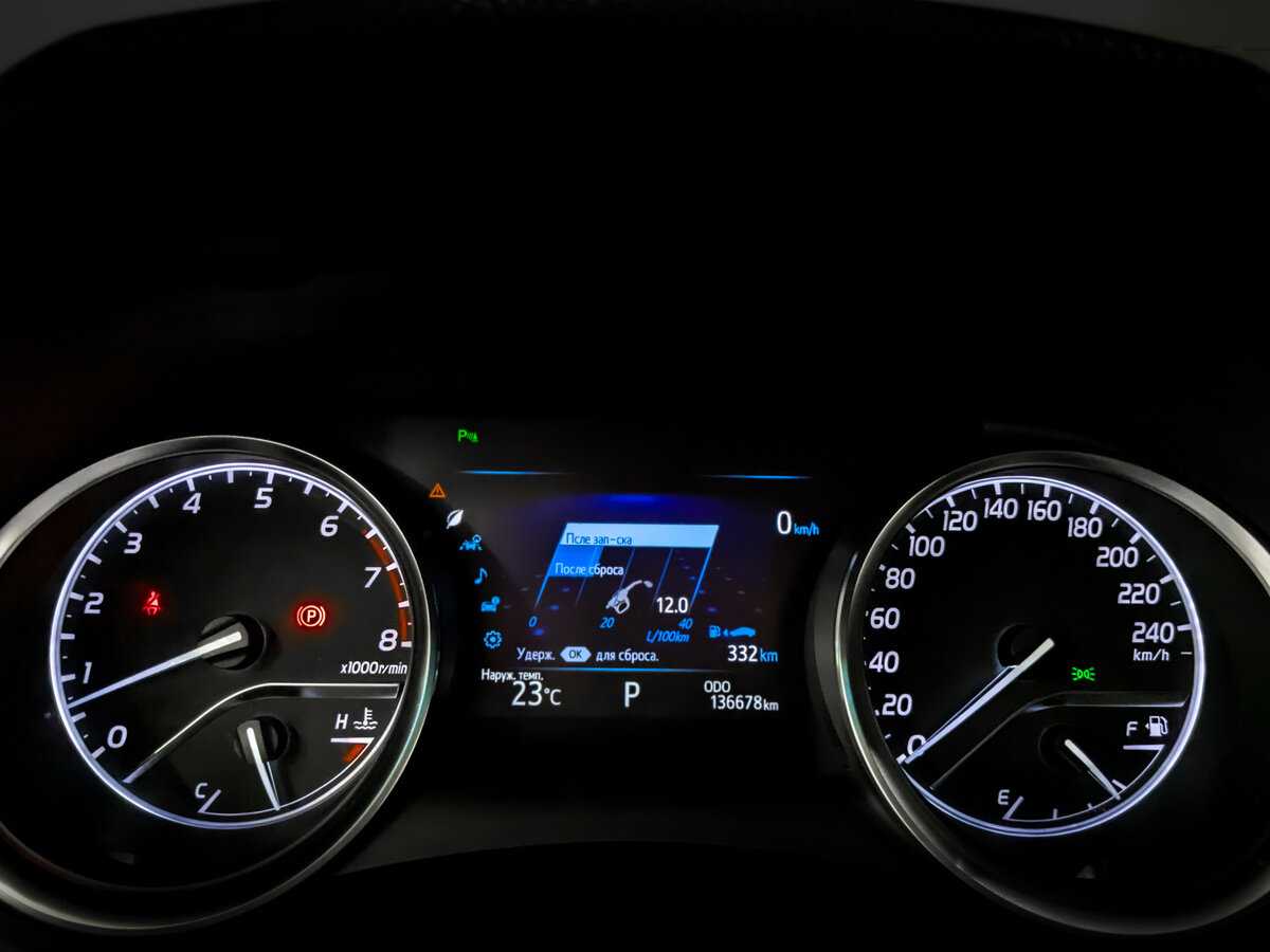 Toyota Camry, 2019 Фото №13