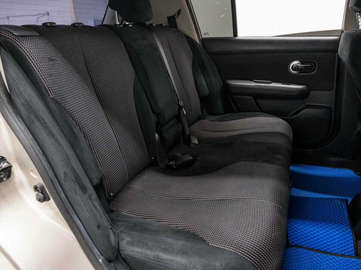 Nissan Tiida, 2012 Фото №10