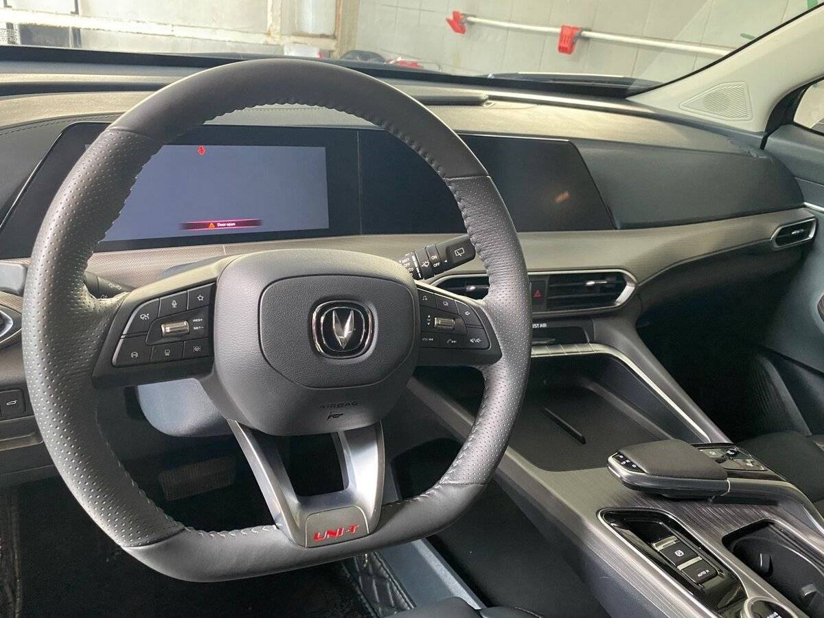 Changan UNI-T, 2023 Фото №9