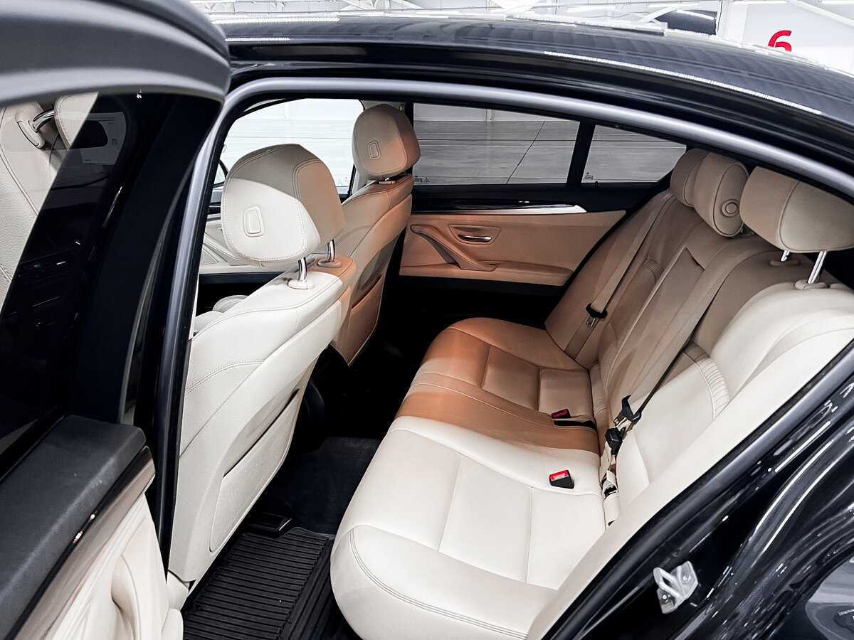 BMW 5 серии 520i, 2015 Фото №12