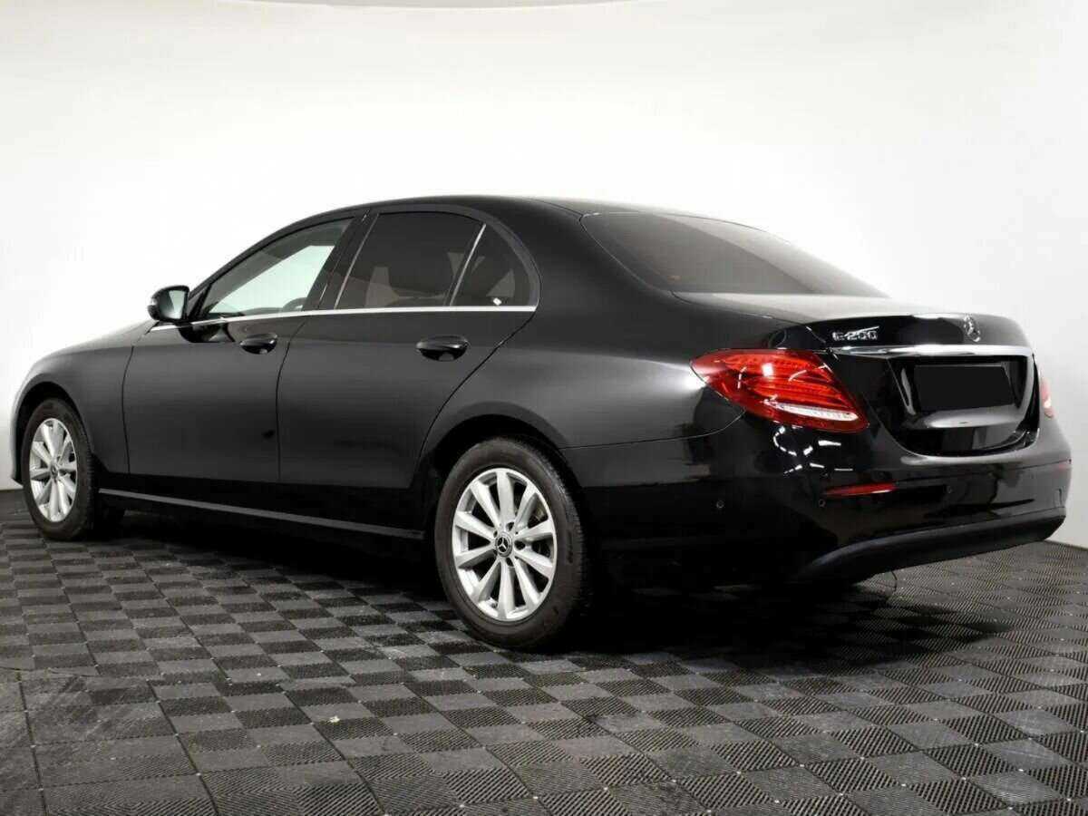 Mercedes-Benz E-Класс 200, 2018 Фото №6