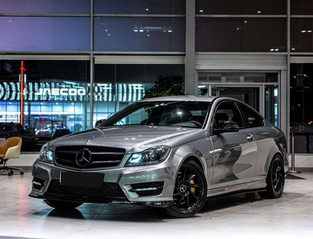 Mercedes-Benz C-Класс 250, 2012 Фото №1