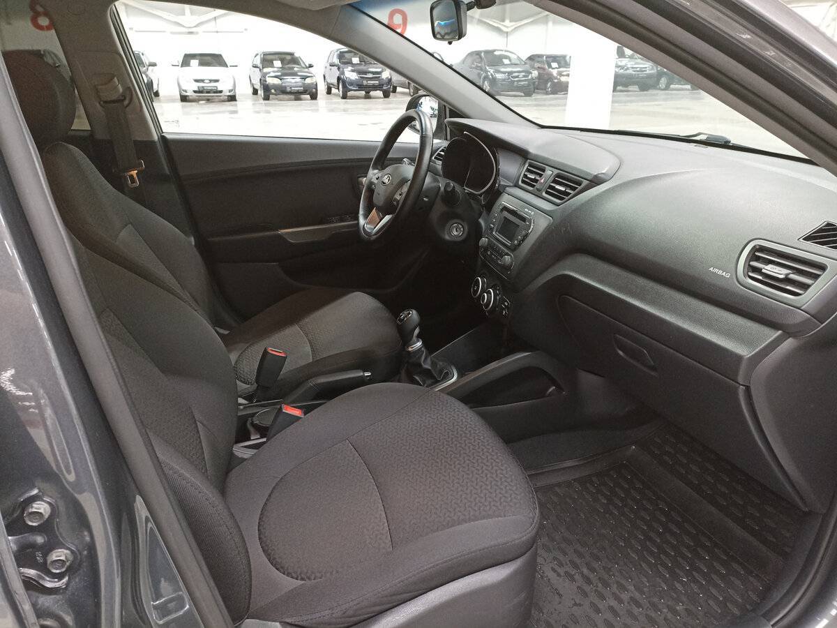 Kia Rio 5-speed, 2013 Фото №11