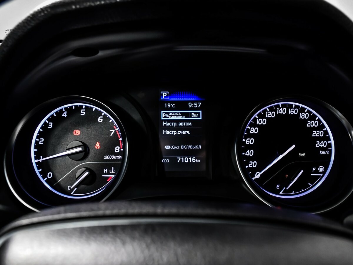 Toyota Camry VIII (XV70) Рестайлинг, 2021 Фото №9