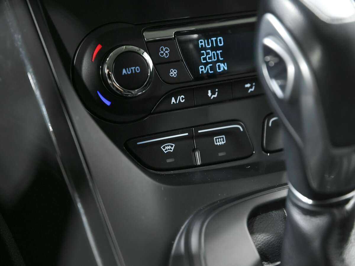 Ford Kuga, 2016 Фото №12