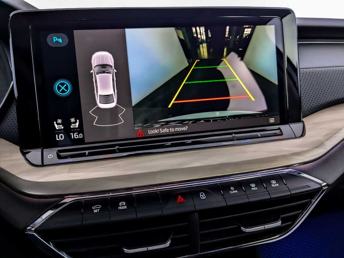 Skoda Octavia, 2023 Фото №24