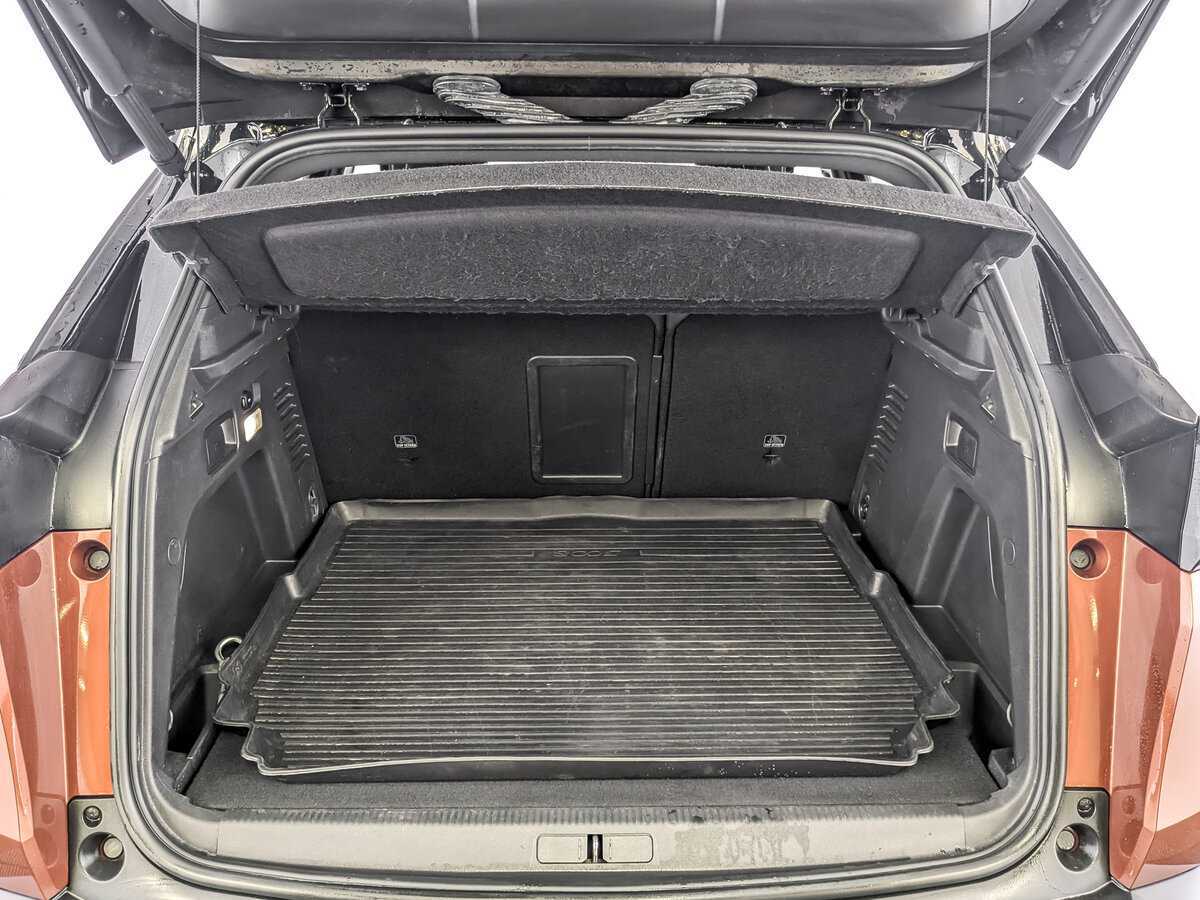 Peugeot 3008, 2019 Фото №10