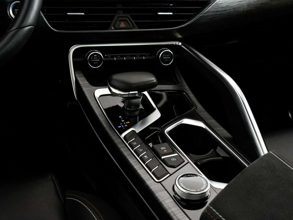 Geely Tugella, 2021 Фото №15