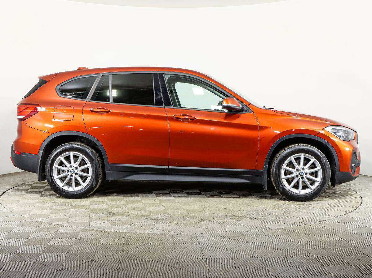 BMW X1 18i sDrive, 2020 Фото №4