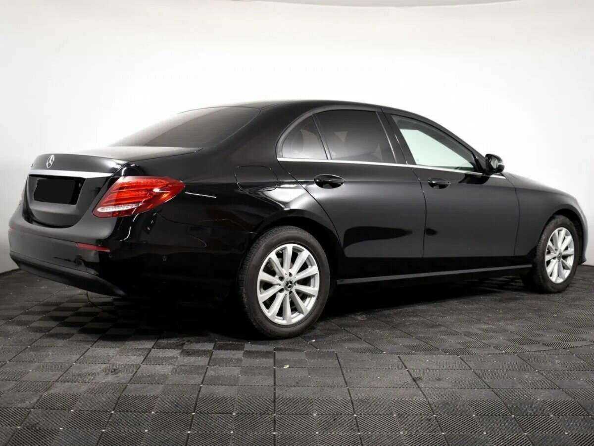 Mercedes-Benz E-Класс 200, 2018 Фото №4