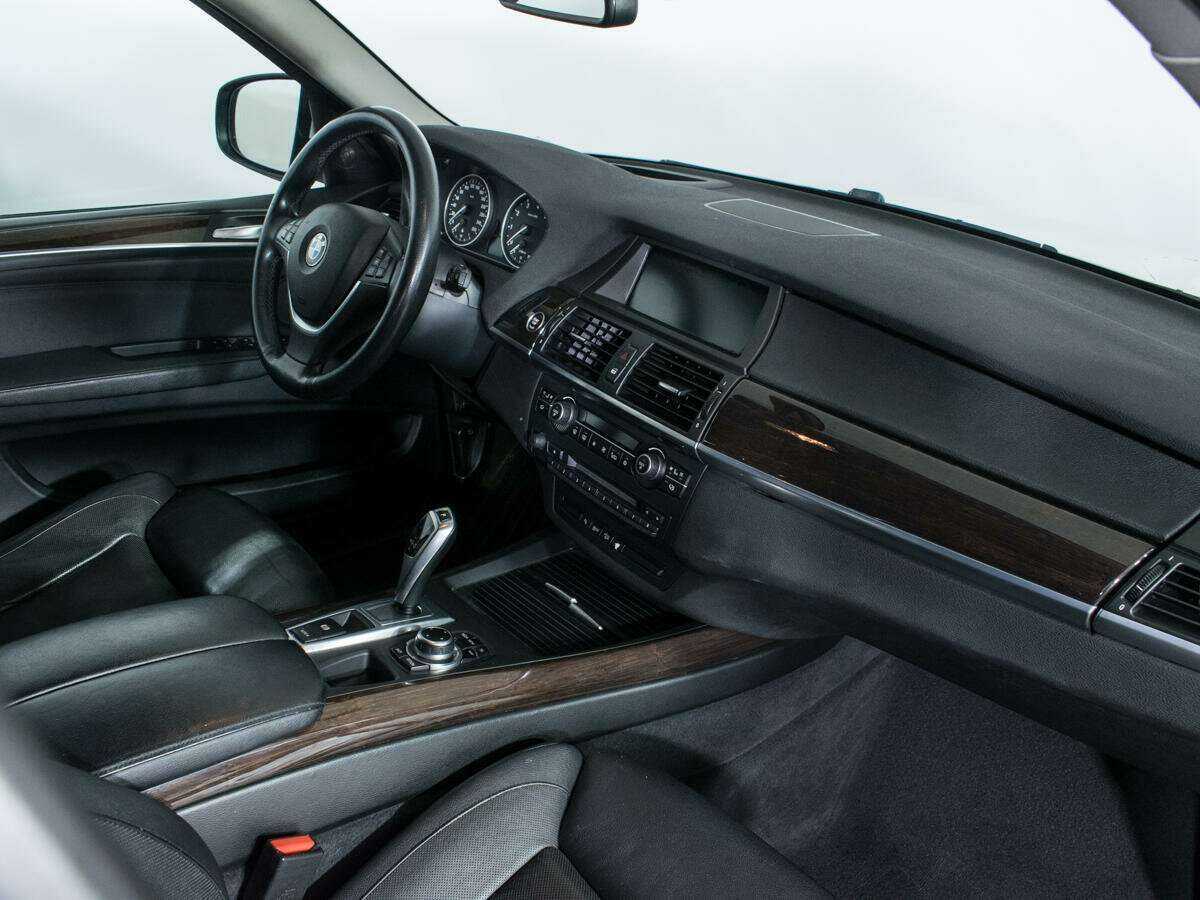 BMW X5 35i, 2013 Фото №9