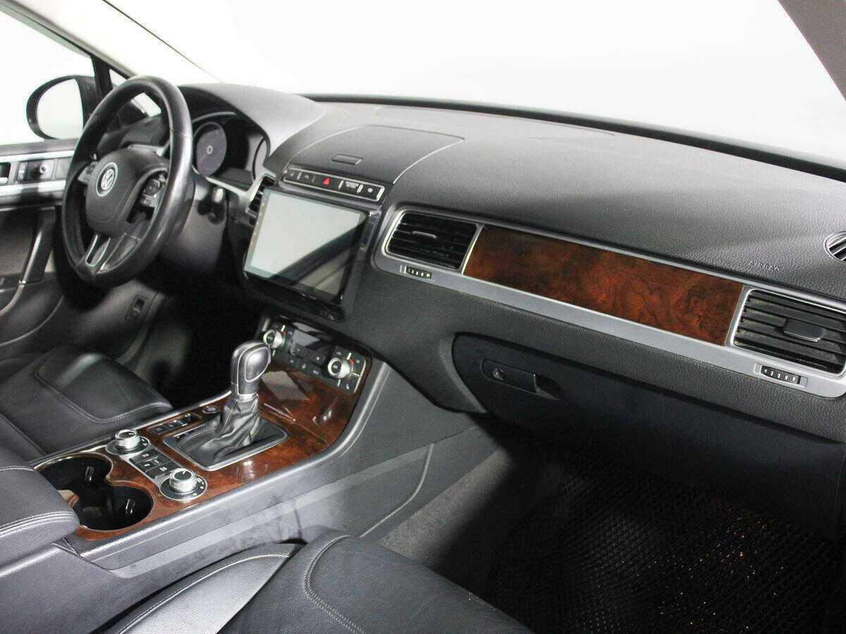 Volkswagen Touareg, 2015 Фото №6