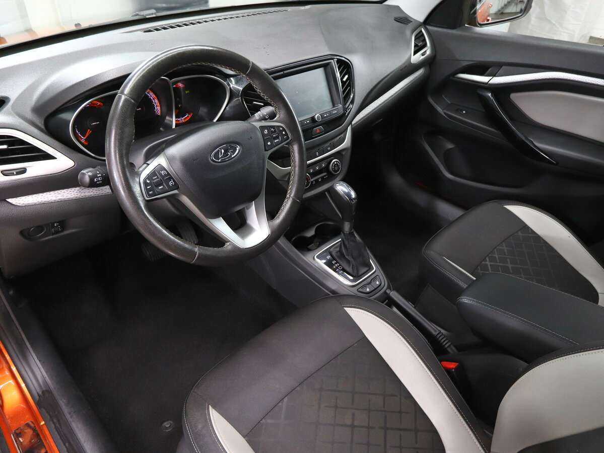 Lada (ВАЗ) Vesta SW, 2021 Фото №7