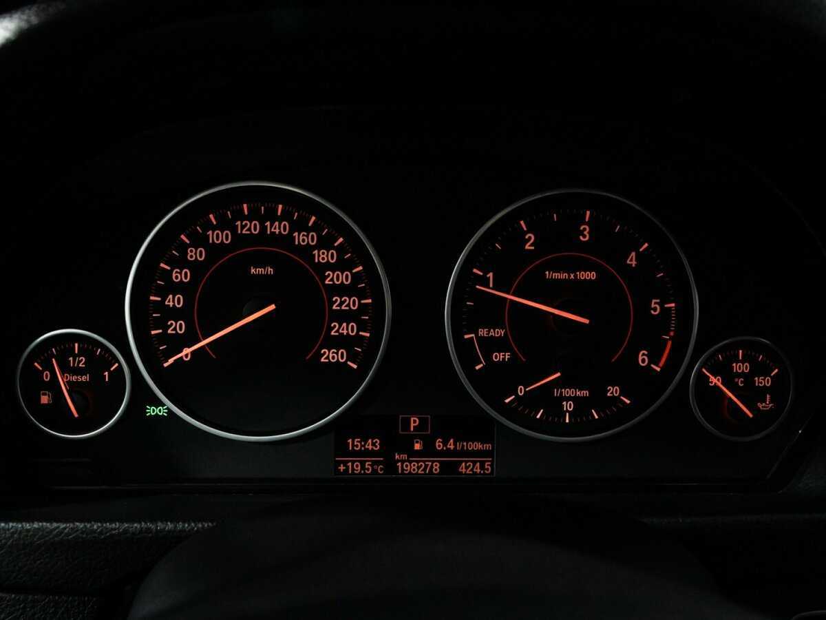 BMW 3 серии 320d xDrive, 2015 Фото №12