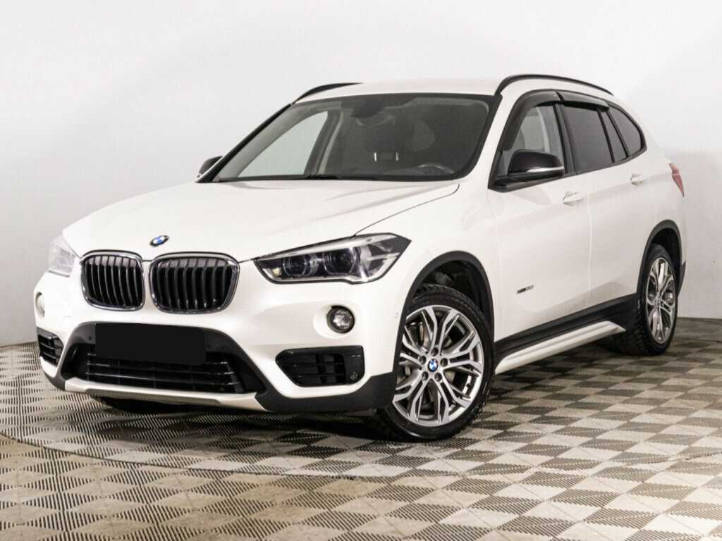 BMW X1 20i xDrive, 2017 Фото №1