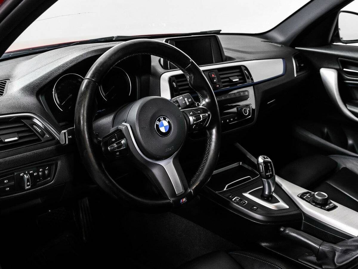 BMW 1 серии 118i, 2018 Фото №12