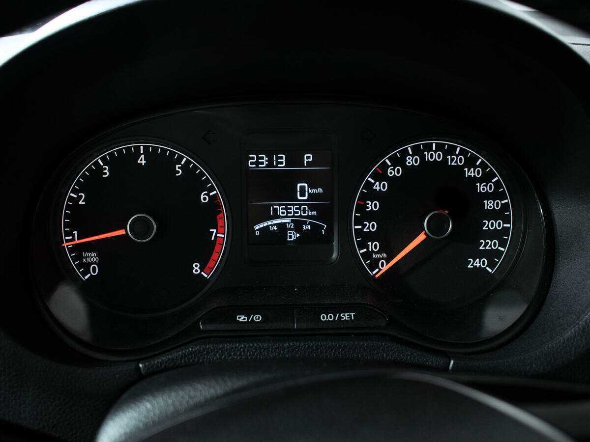 Volkswagen Polo, 2016 Фото №11