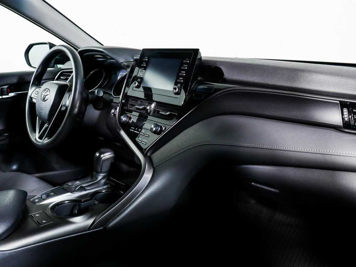 Toyota Camry, 2021 Фото №6
