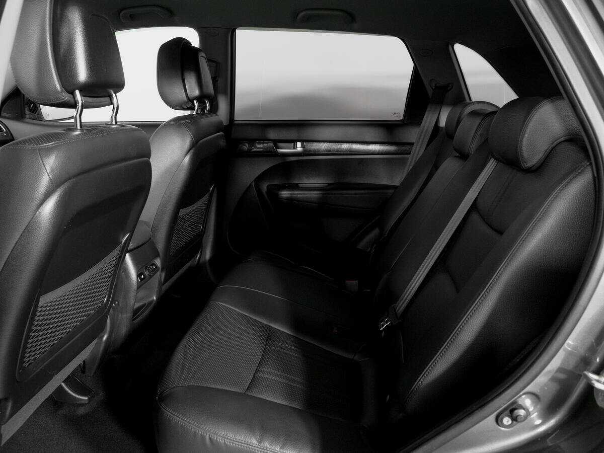 Kia Sorento, 2018 Фото №10