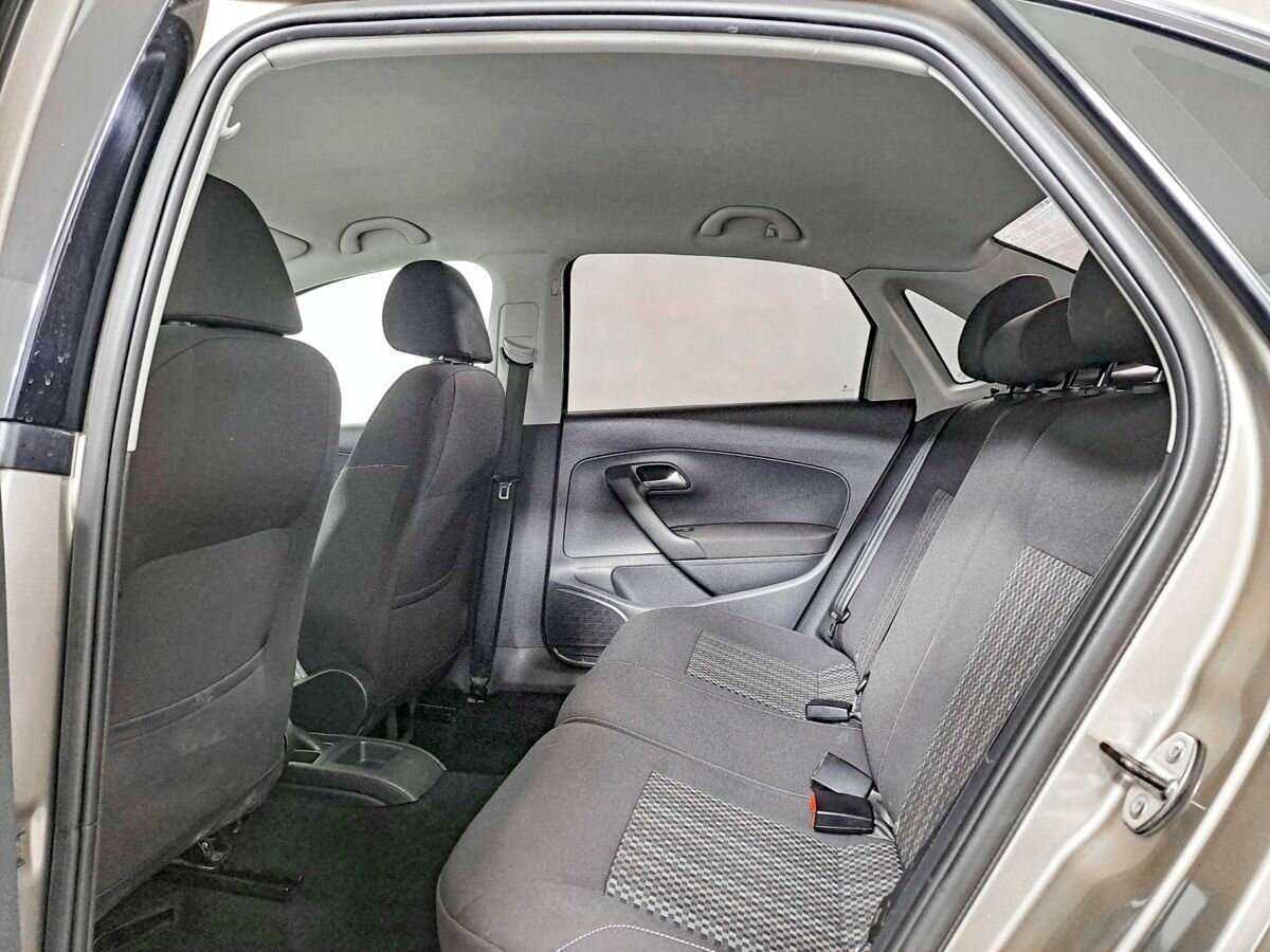 Volkswagen Polo, 2018 Фото №9