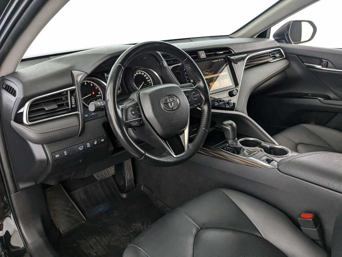 Toyota Camry, 2020 Фото №11